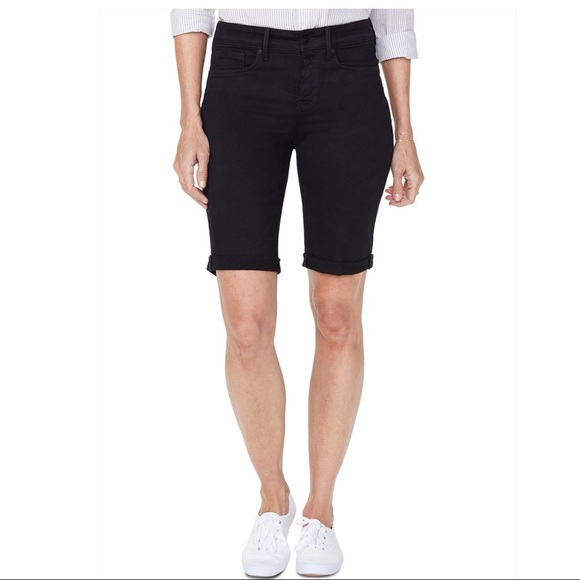 NYDJ NWT Briella Black Denim Capri Shorts - Picture 1 of 14